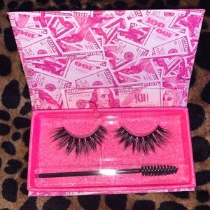 Mink lashes